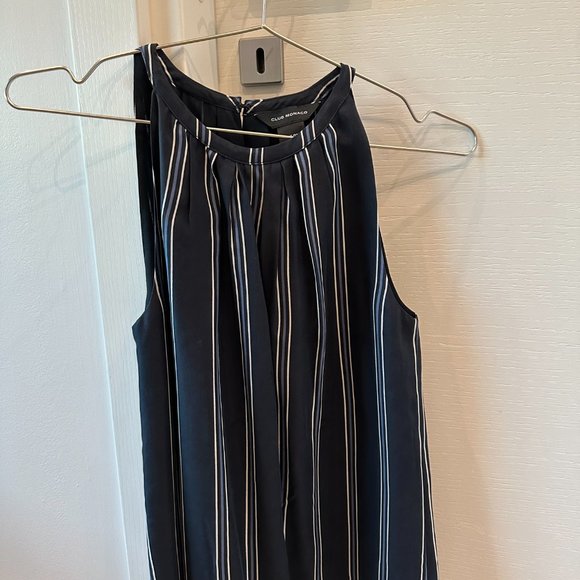 Club Monaco Sleeveless Pleat Neck Top - Picture 2 of 4